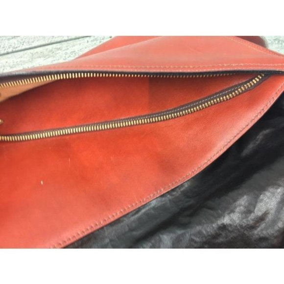 Anne Klein Vintage British Tan or Cognac Asymmetrical Envelope - Picture 8 of 10